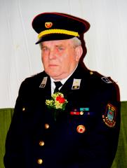 ON Bronasti grb Občine Nazarje Francu Prazniku iz Dobletine    Foto Jože Miklavc